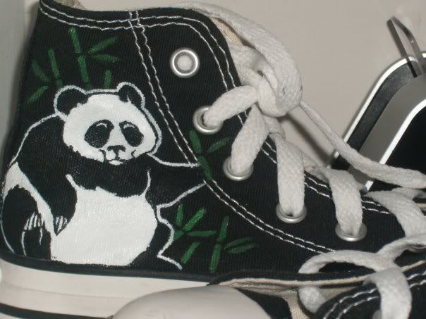 Panda Converse