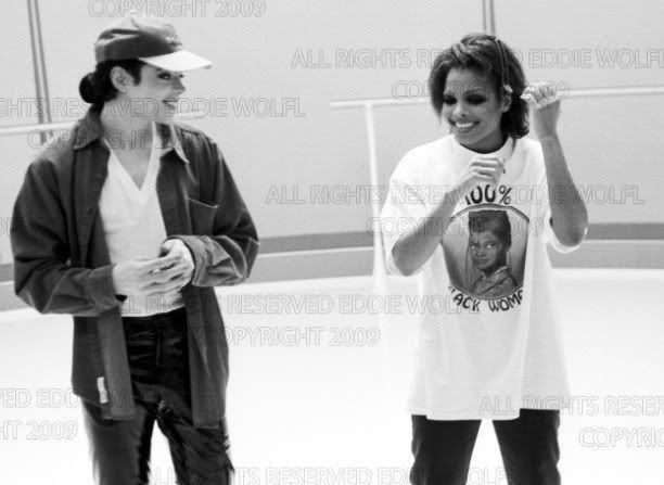 RARE-MJ-michael-jackson-12440751-61.jpg