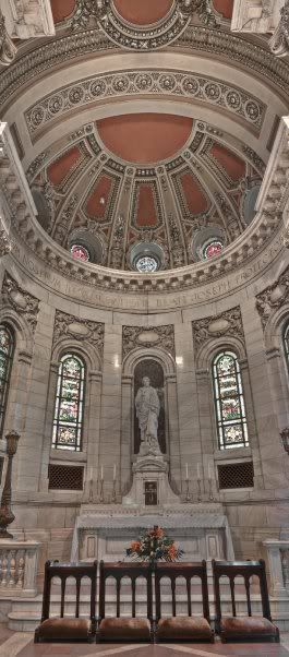 IMAGE: http://i873.photobucket.com/albums/ab295/ole_photos/basilica.jpg