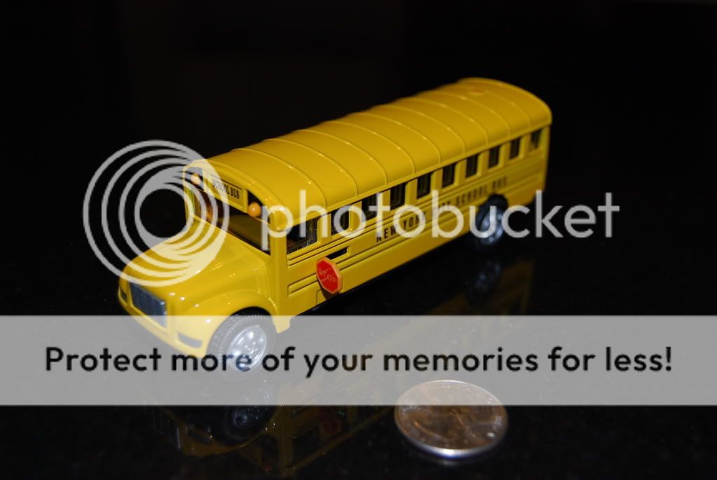 inch Medium Diecast Yellow Classic School Bus Model Toy w/ Pull Back 
